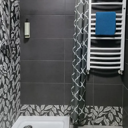 Apartman Lesny Zakatek Takie Male Bieszczady W Rzeszowie Grill Starowiejska 6 *