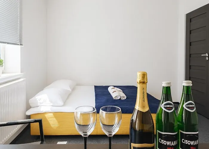 Appartement Lesny Zakatek Takie Male Bieszczady W Rzeszowie Grill Starowiejska 6 *