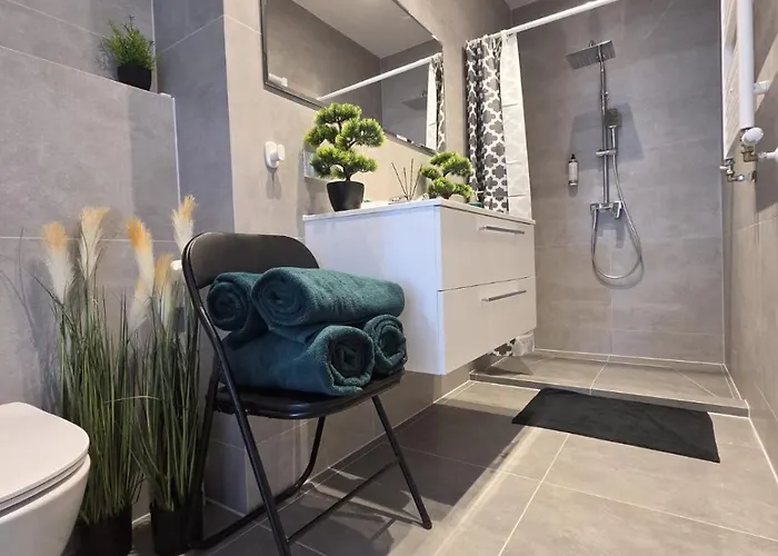 Lesny Zakatek Takie Male Bieszczady W Rzeszowie Grill Starowiejska 6 * Rzeszów