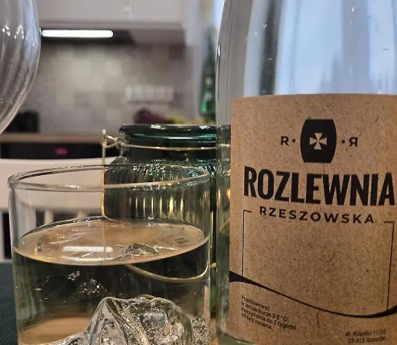 Lesny Zakatek Takie Male Bieszczady W Rzeszowie Grill Starowiejska 6 Appartement