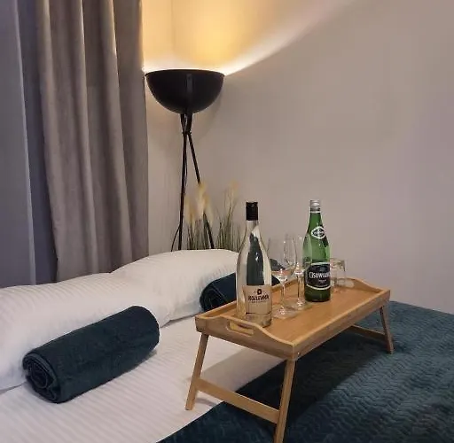 Appartement Lesny Zakatek Takie Male Bieszczady W Rzeszowie Grill Starowiejska 6 *